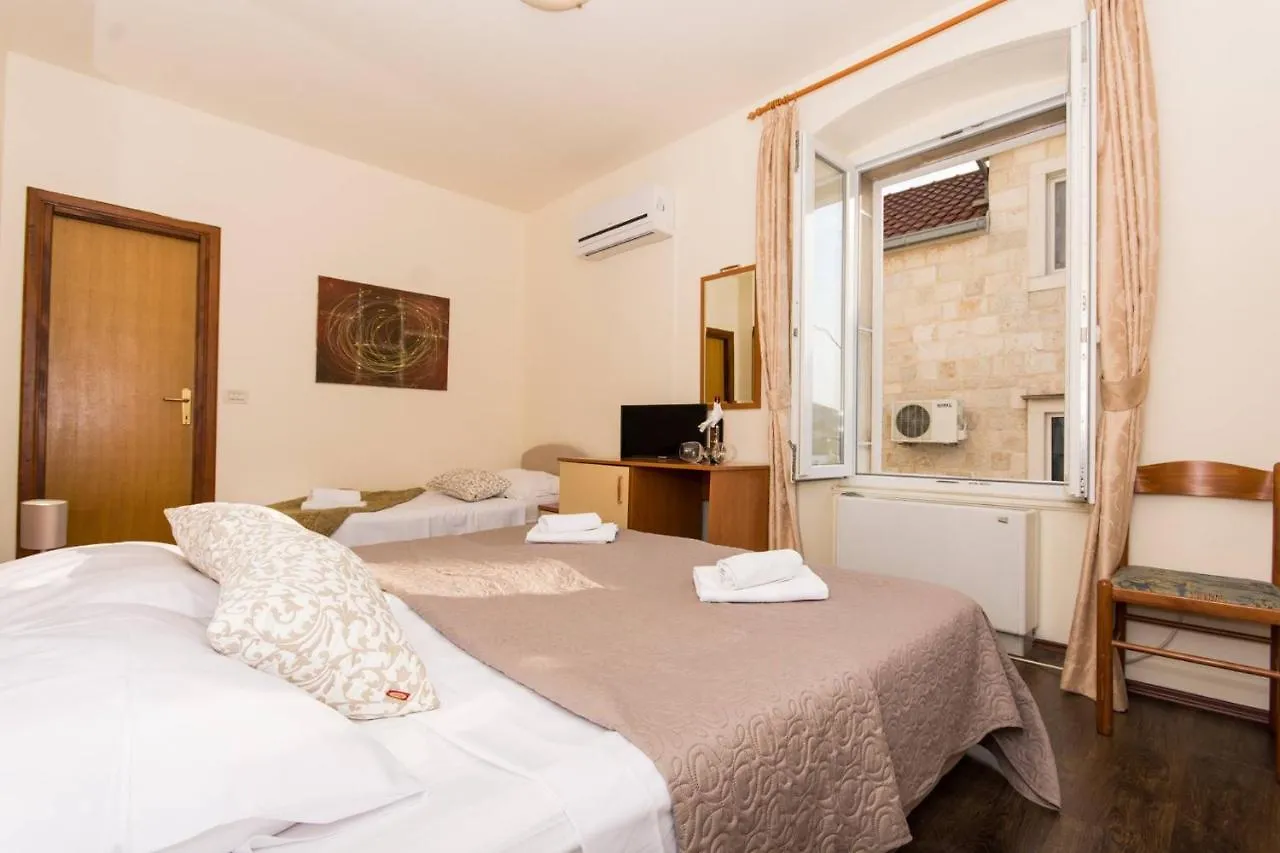 Vila Liza Bed & Breakfast Trogir