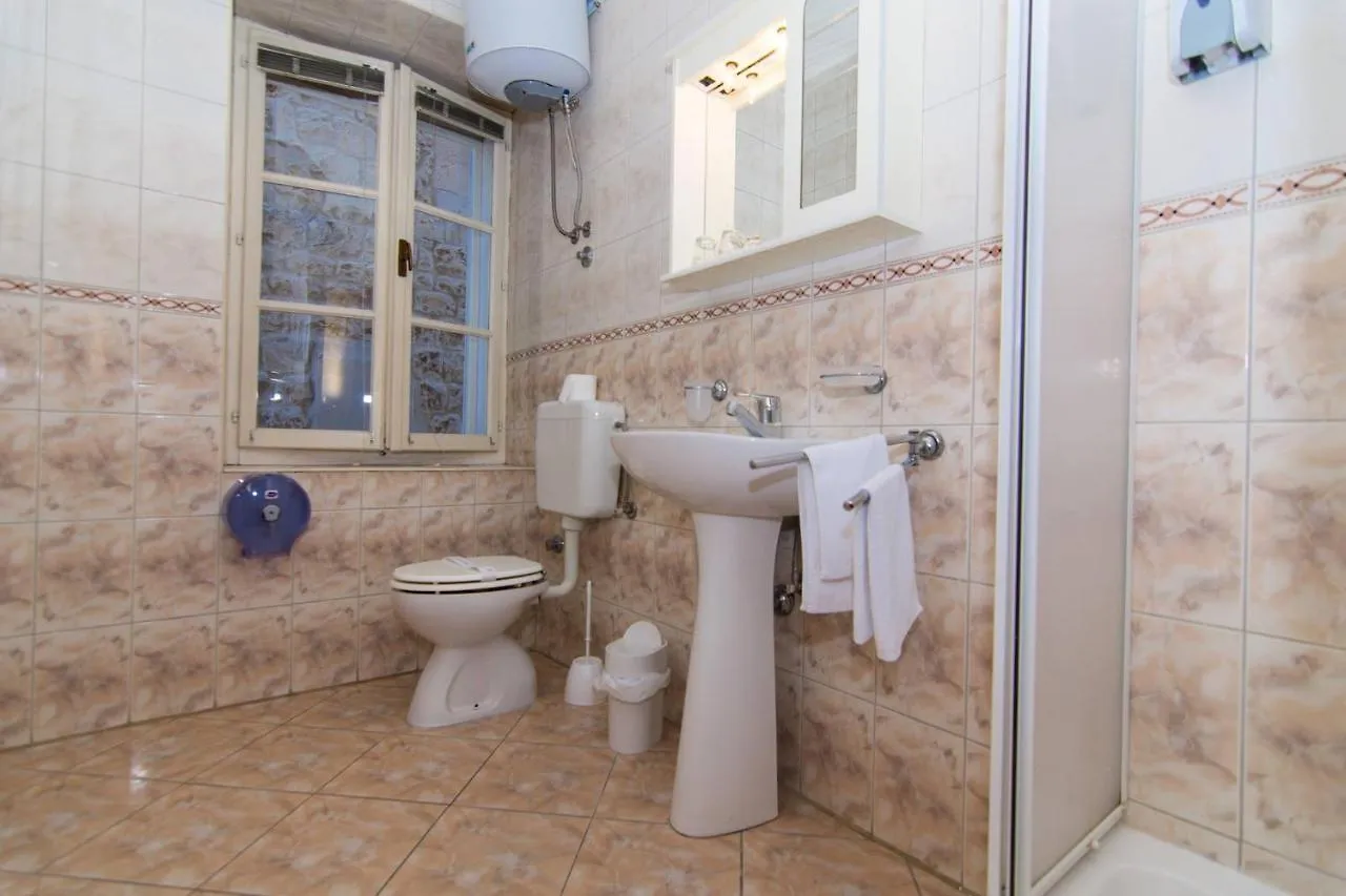 Vila Liza Bed & Breakfast Trogir 0*,