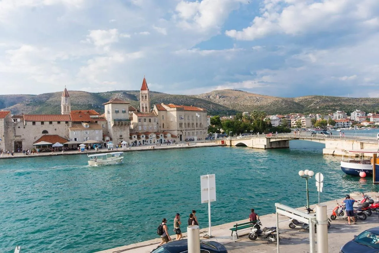 Vila Liza Bed & Breakfast Trogir