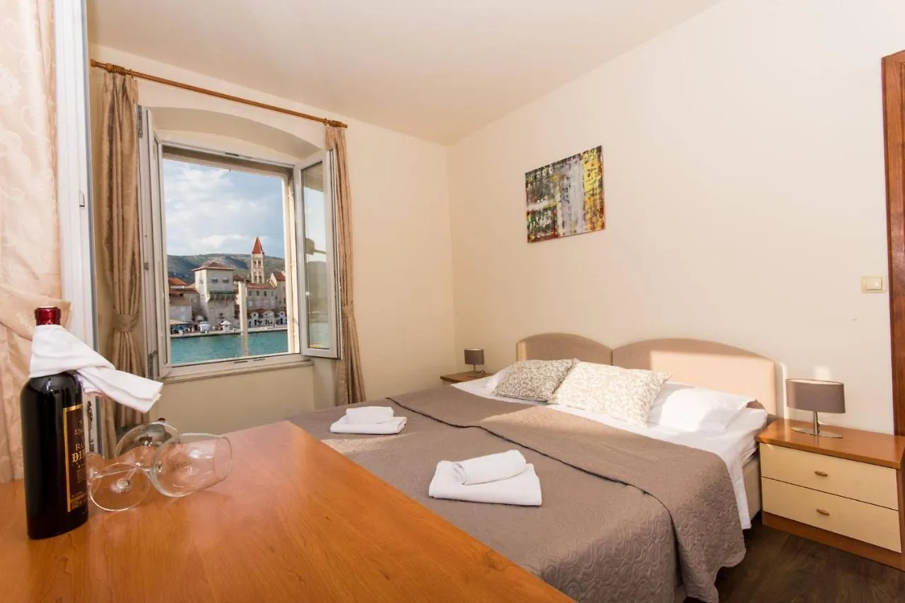 Vila Liza Bed & Breakfast Trogir Croatia