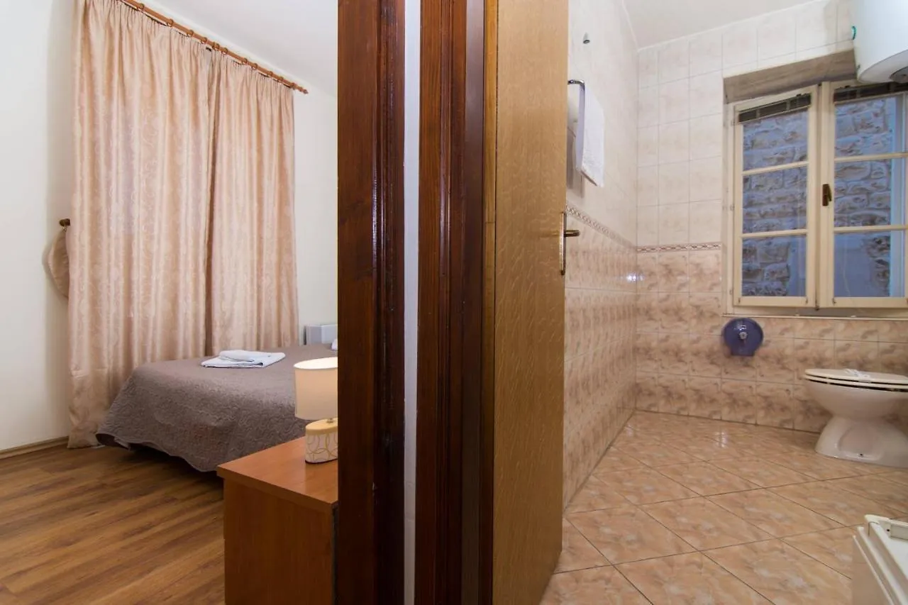 Vila Liza Bed & Breakfast Trogir